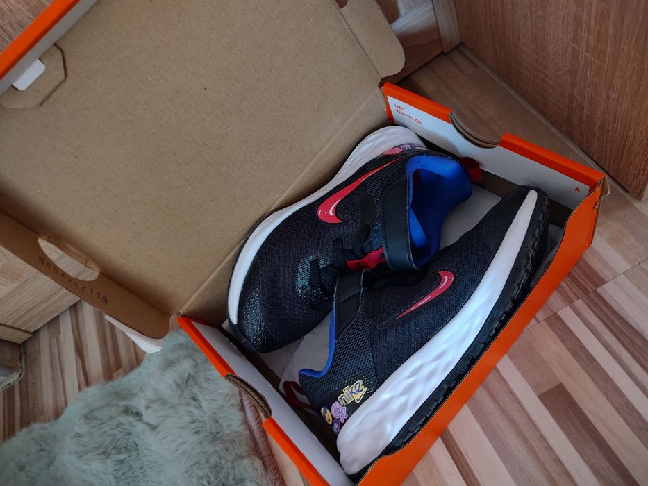 Детски маратонки NIKE