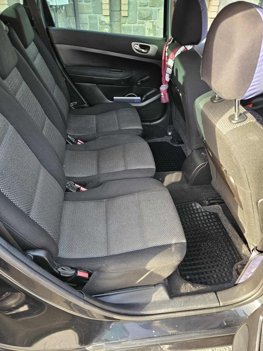 Vând Peugeot 307 BREAK