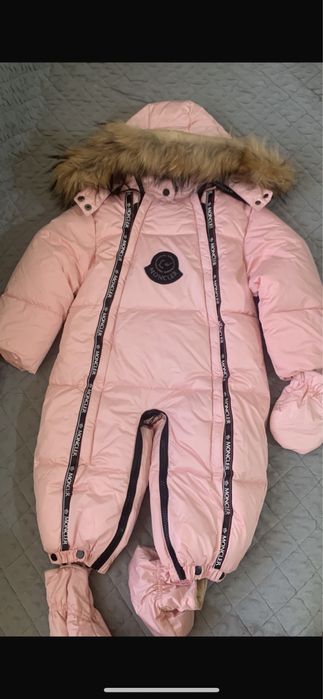 Продам комбинезон на девочку