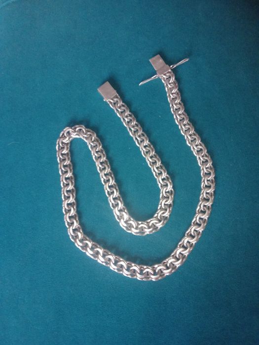 Цепь 257 грамм дёшево отдаю.