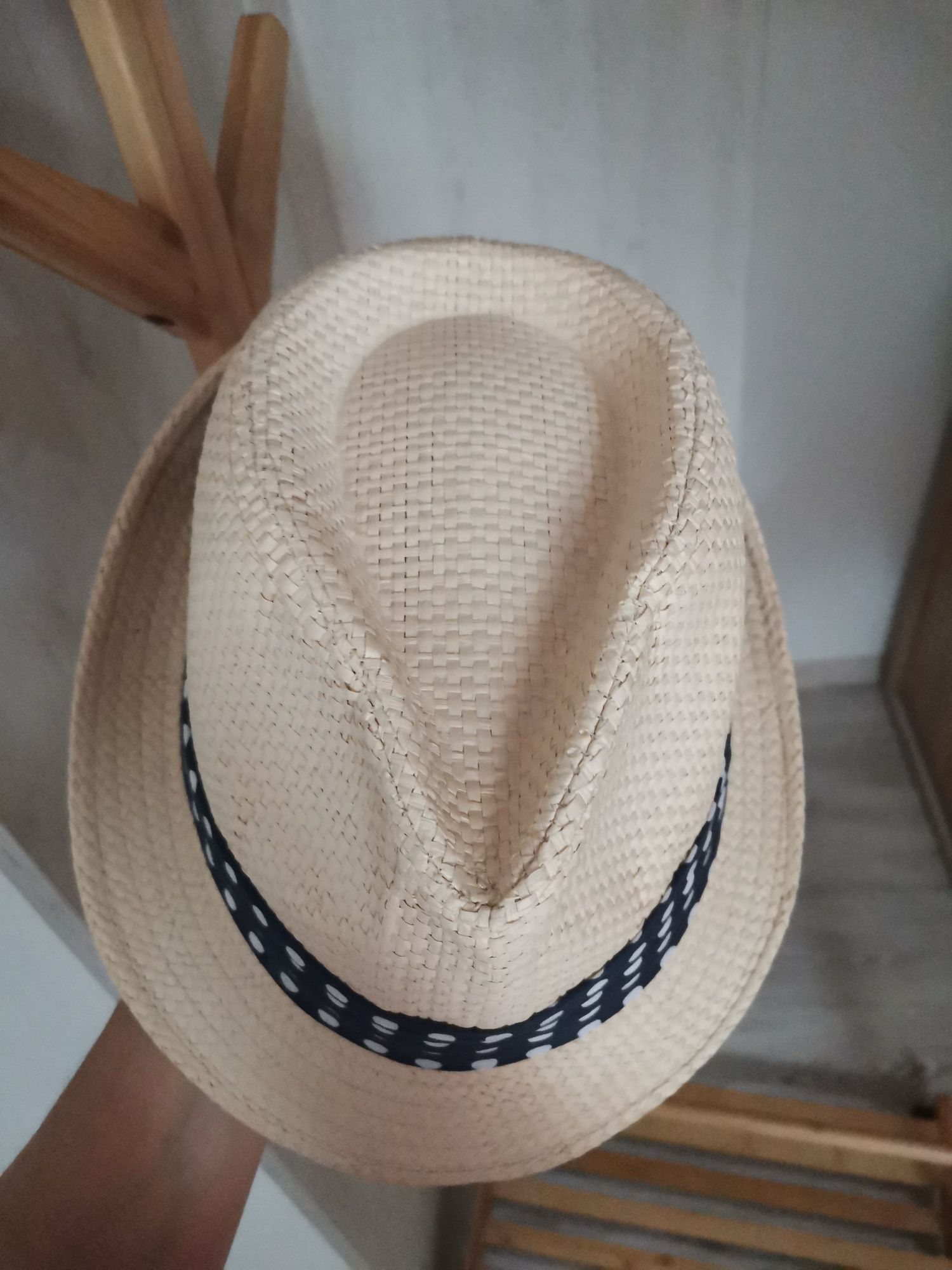 Диадеми, летни плетени шапки, чанта H&M