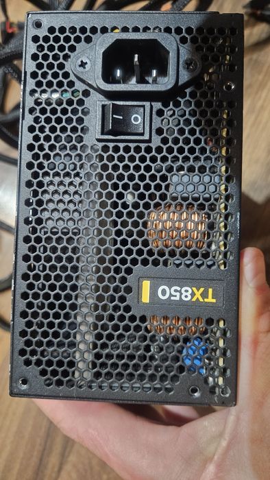 Sursa PC Corsaire TX850