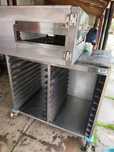 Rastel inox pentru patiserie