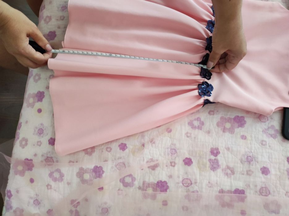 Rochita cu voal pelerina 2-3 ani