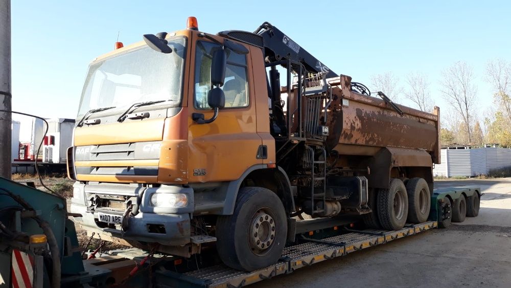 Dezmembrez cap tractor DAF 6x4