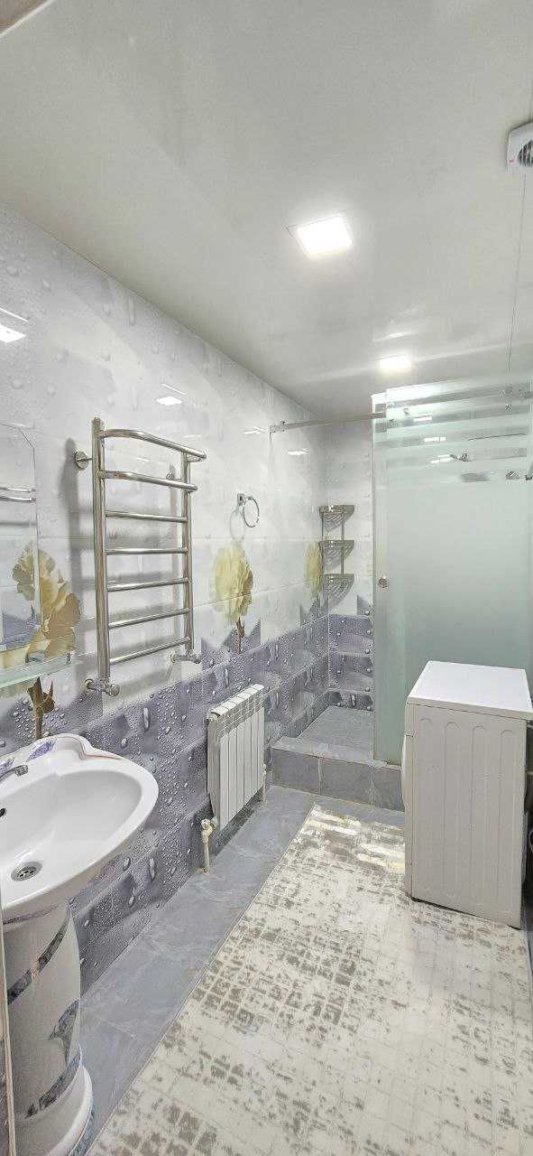 Продается квартира Чиланзар-10 Запчасть базар 3/5/9 Новостройка