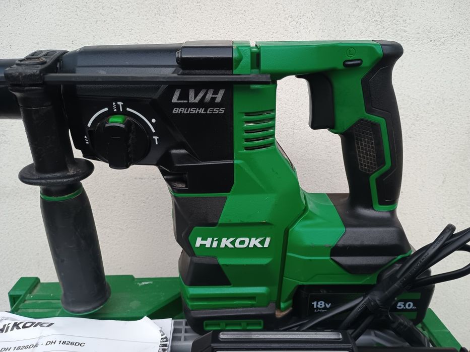 Rotopercutor hikoki dh 1826dc ,baterie,cutie,încărcător + mandrina sta