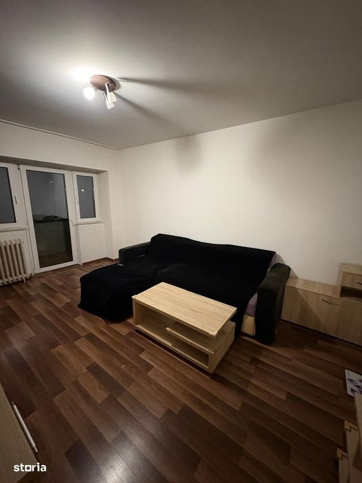 3 camere decomandat 70 mp zona garii 550 euro liber