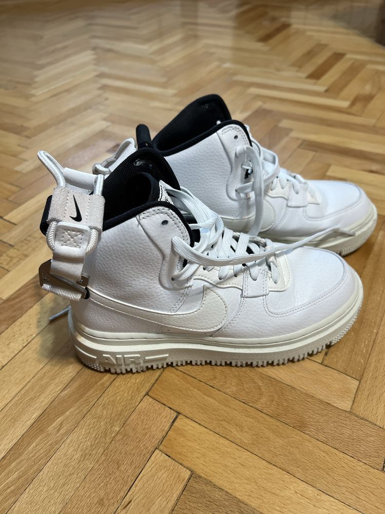 Nike Air Force 1 High Utility albi 35,5