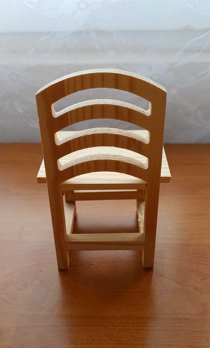 Дървено столче за животни