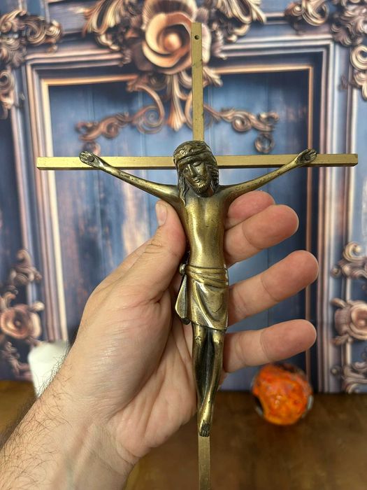 DN772 Superb crucifix de alama 430g 46x18cm
