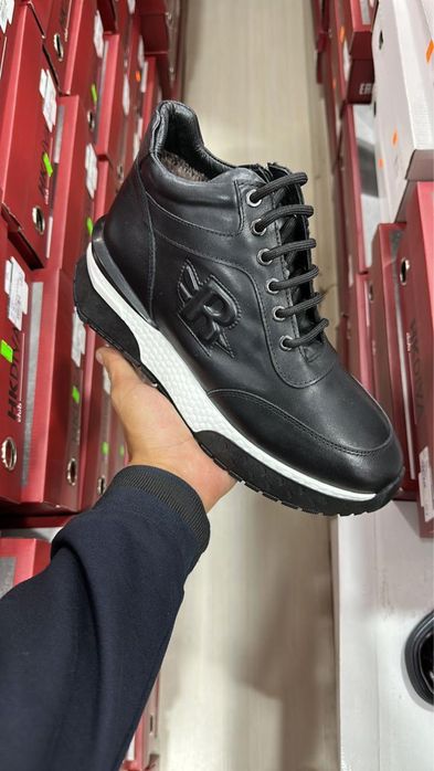 Кроссовки/обувь