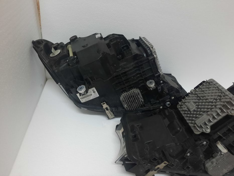 Far faruri bmw G30 G31 full led cornering seria 5 an 2017-2019