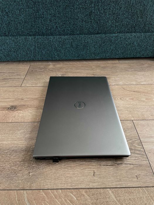 Лаптоп Dell 5510 i5 11th Gen, 16 RAM, Ultrabook