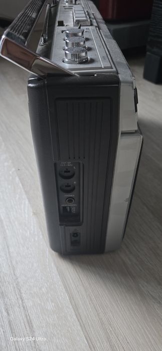 Boombox Sharp GF-8686