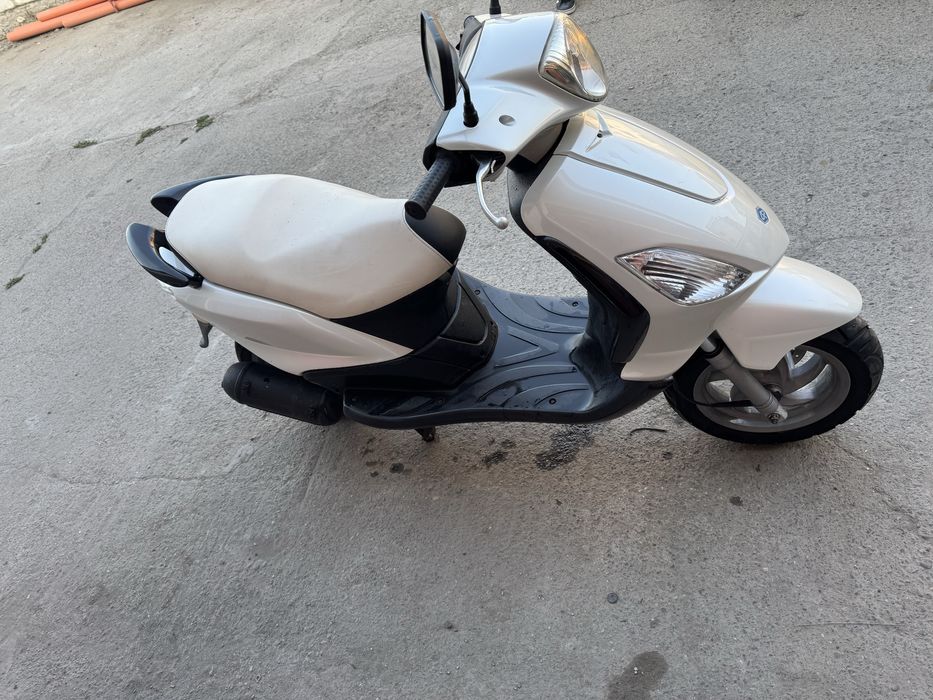 Vand scuter Piaggio 50cm