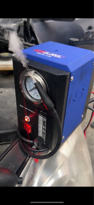 Generator fum pentru depistare pierderi admisie/ac/evacuare