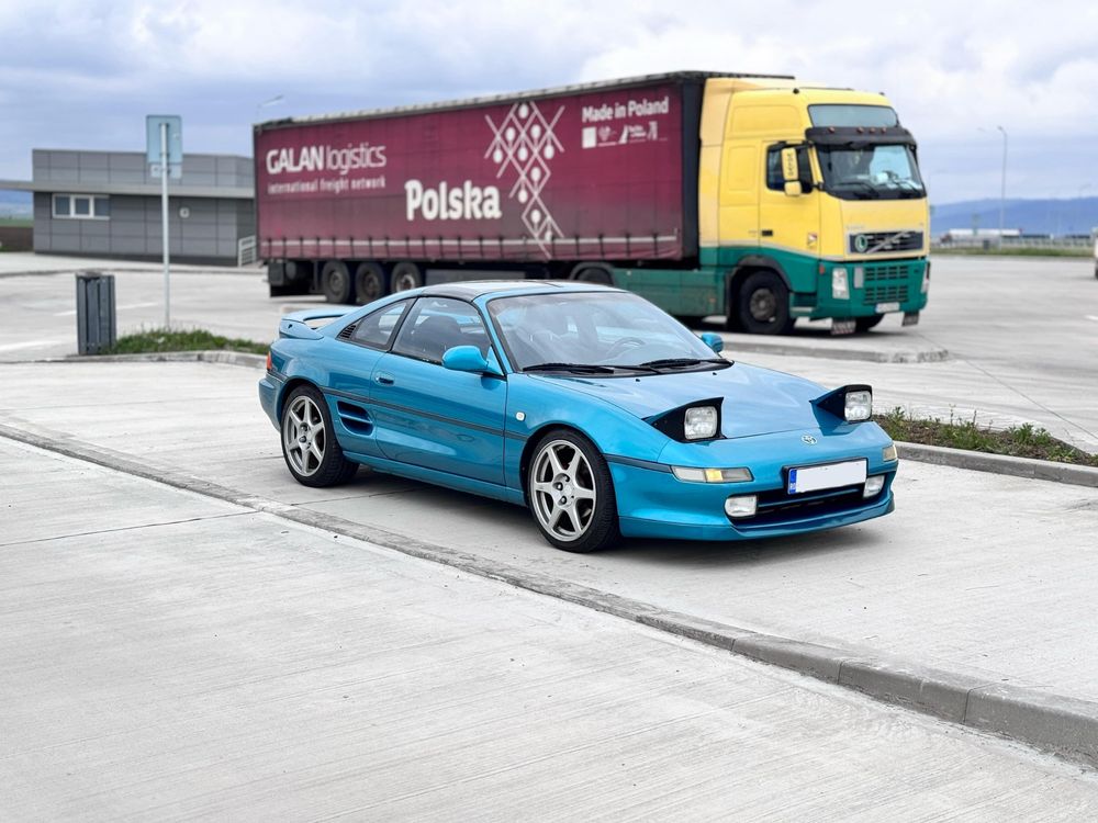 Toyota MR2 sw20 fara rugina, conditie originala. Posibil Retromobil