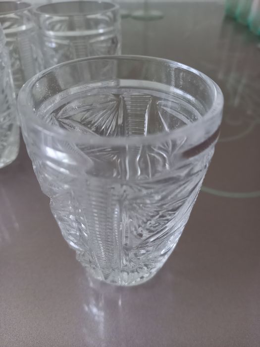 Продам хрустальные рюмки