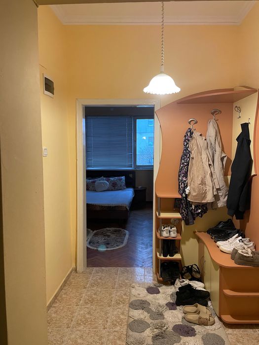 Продава се Тристаен апартамент в Шумен, Добруджански - 77 кв.м за 1458 €/кв.м - Снимка #8