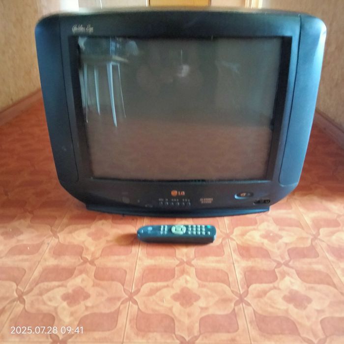Продам Телевизор LG