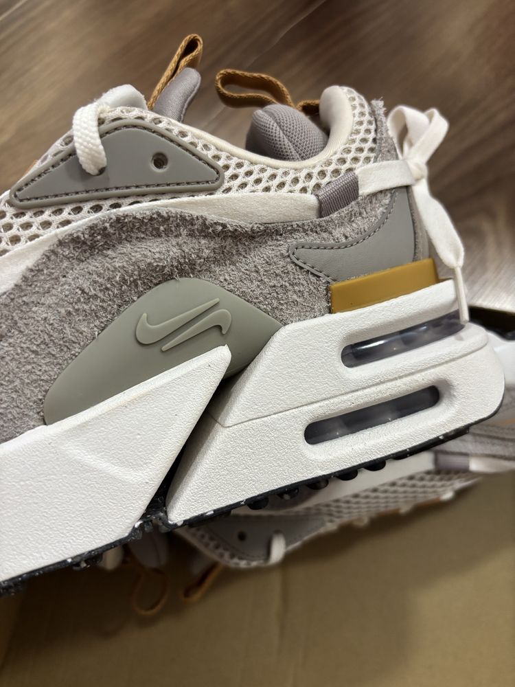 Маратонки Nike Air Max Furyosa