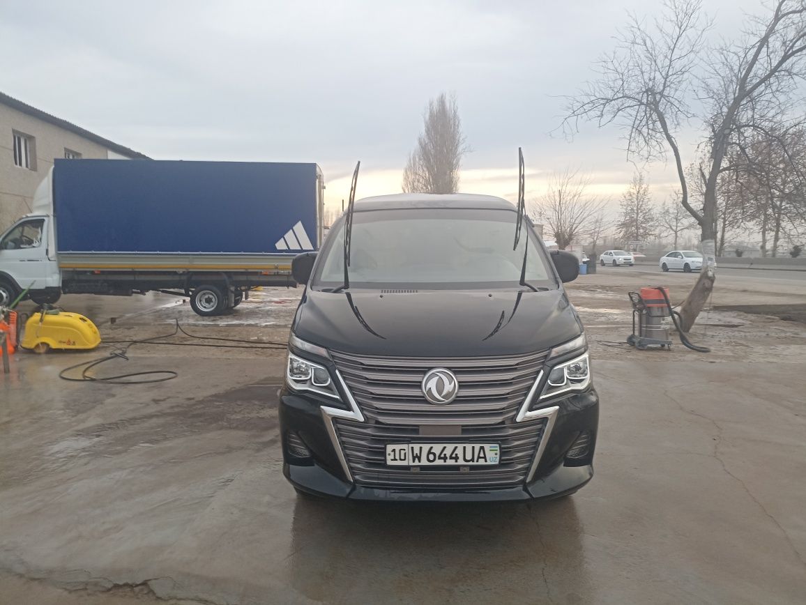 DongFeng M5 9уриндикли