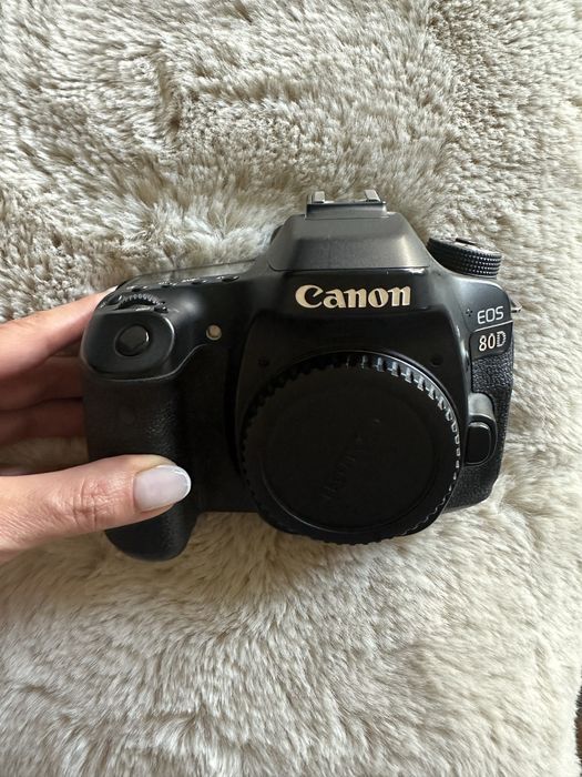 Фотоапарат Canon 80D - безупречен!