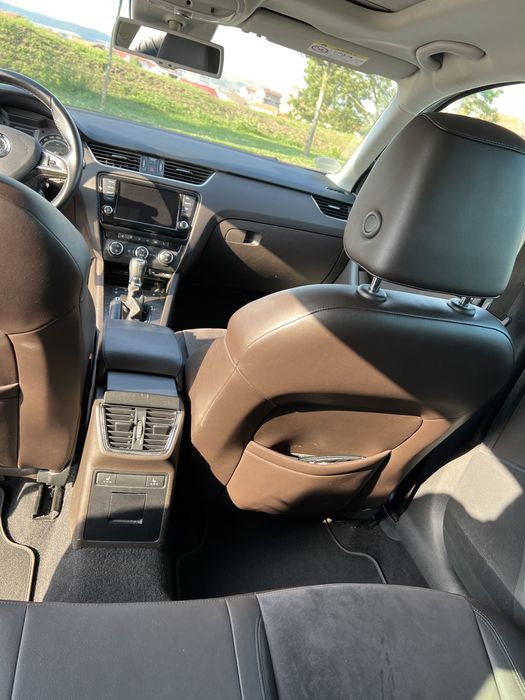 Skoda Octavia Scout 2.0 TDI 4x4 DSG 184 cp Euro 6