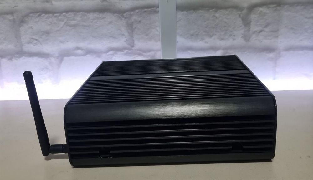 Mini Unitate PC Pasiva: i3 4130T/8GB RAM/SSD 120GB/WIFI/FANLESS