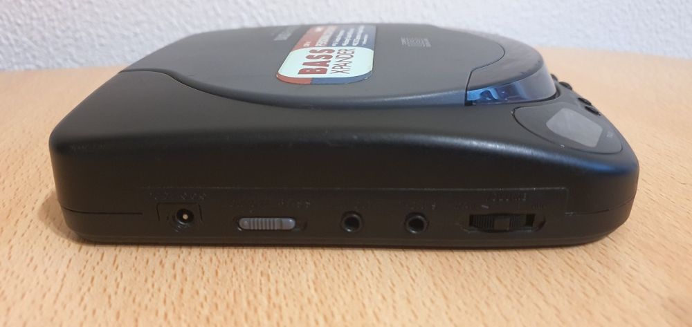 Vând CD Player Sanyo CDP-41