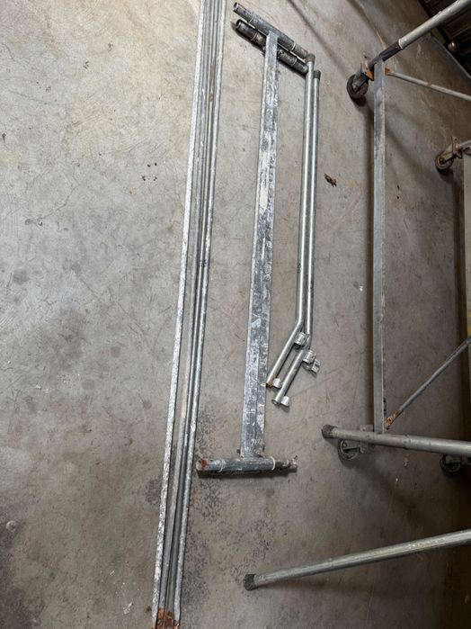 Schela mobila otel zincat 4,5 metri - pentru teren inclinat