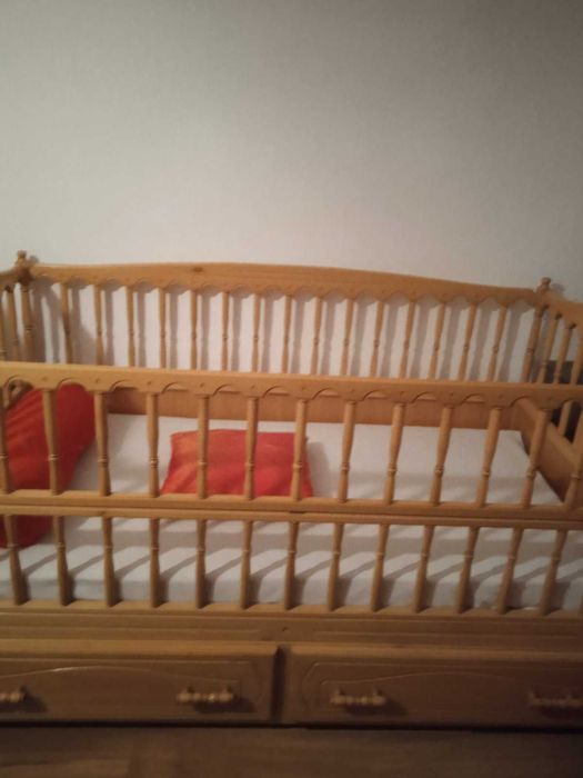 Детска кошара масивно дърво бук