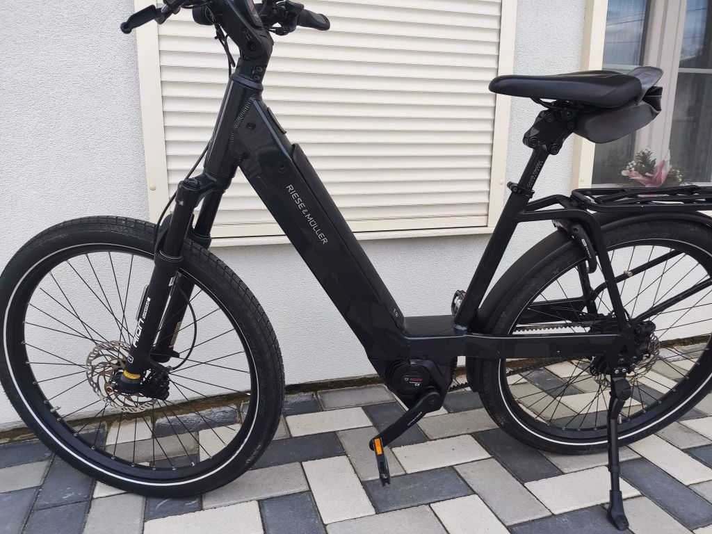 Angajam curieri Bolt Glovo Tazz / inchiriez bicicleta electrica