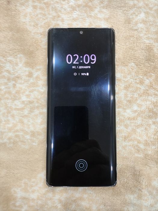 Продам телефон LG Velvet 4G