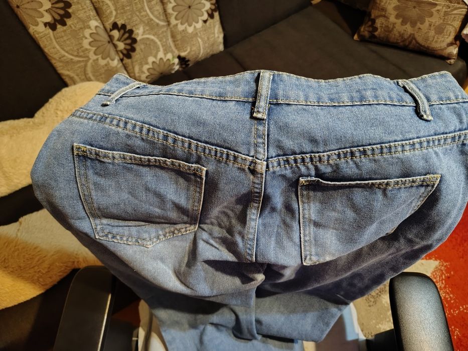 Vând jeans / blugi dama cu talie joasă