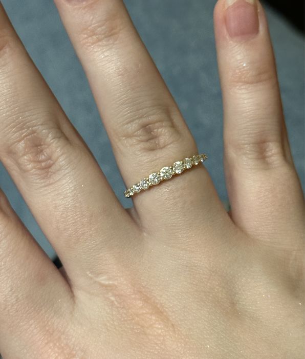 Кольцо бриллиантовое дорожка