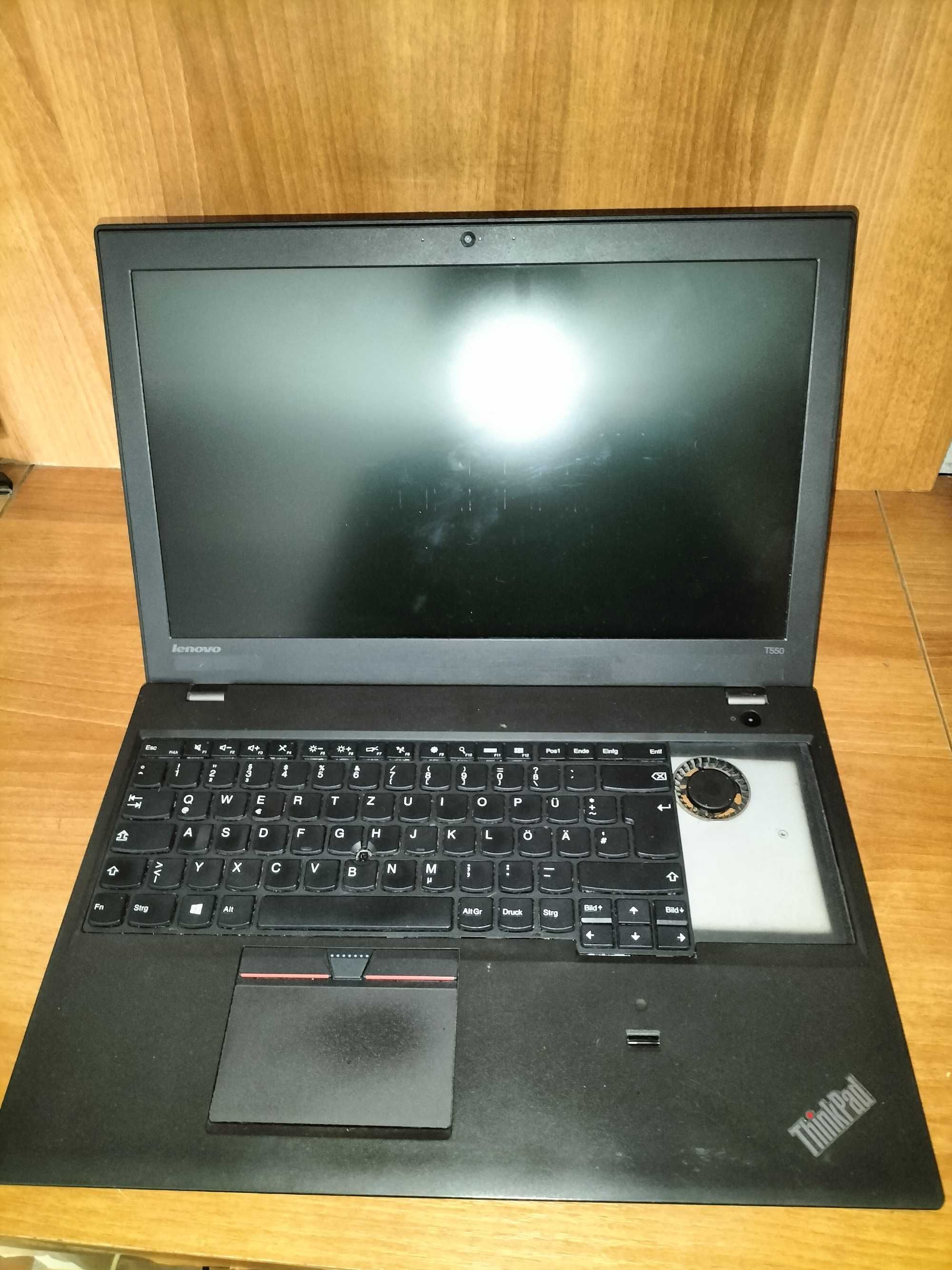 Dezmembrez Lenovo Thinkpad T550