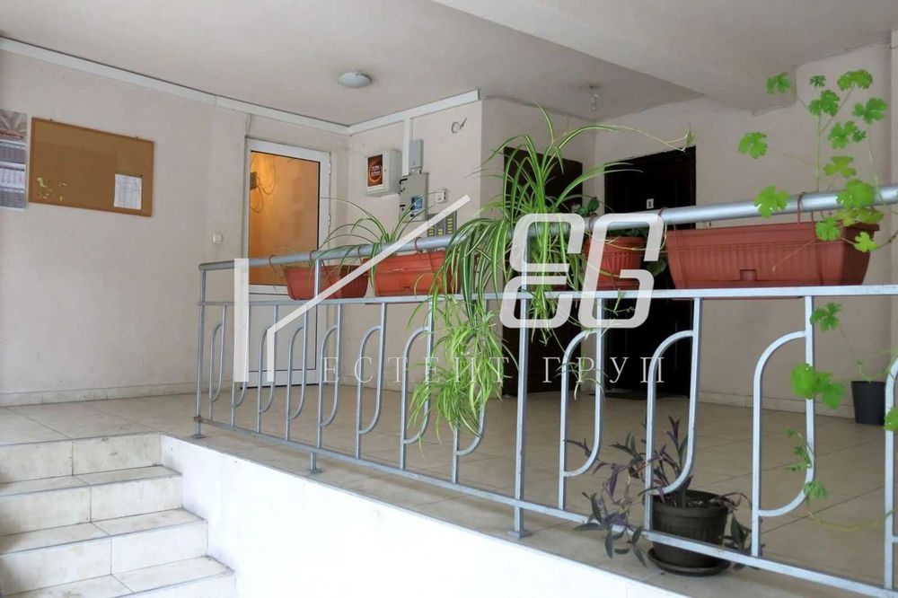 Дава се под наем Офис в Варна, Бизнес хотел - 70 кв.м за 500 € - Снимка #10