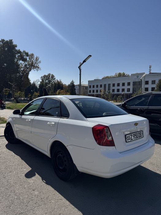 Ласетти 1 позиция жентра килинган