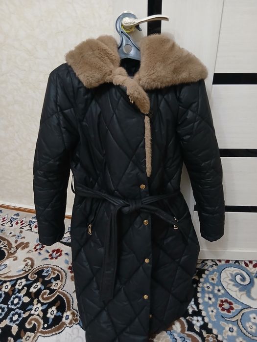 Продам тёплую  стегонку за 10000т