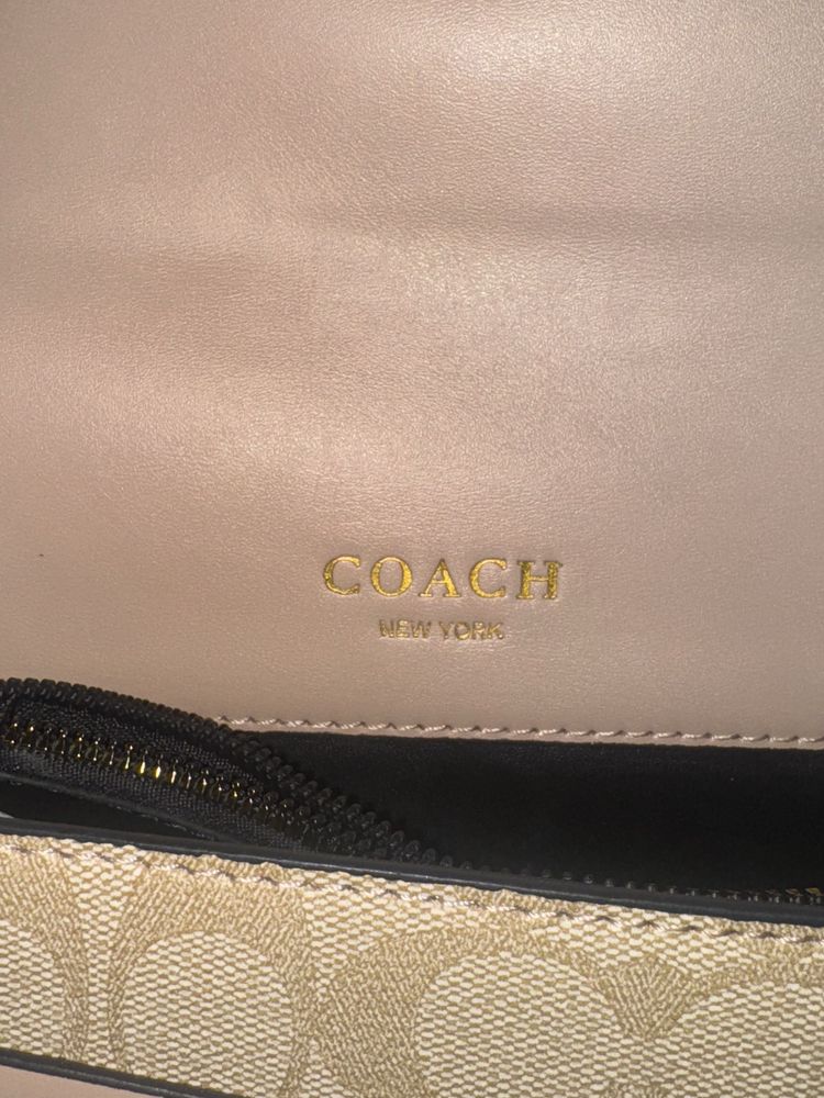 Женская сумка «Coach»