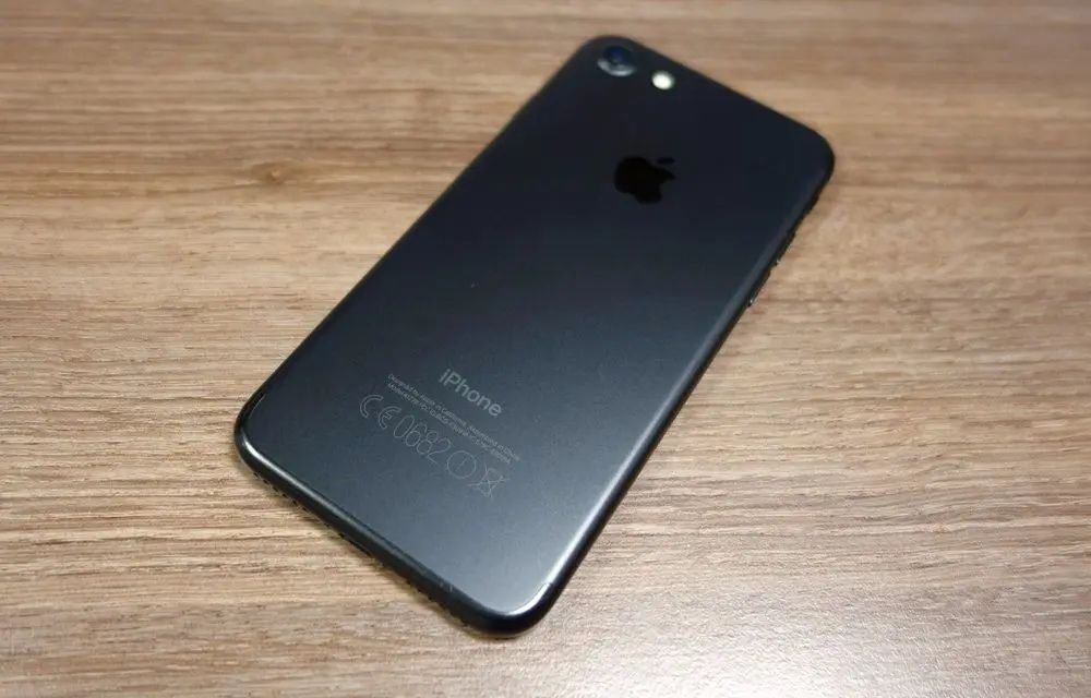 Iphone 7 black 32gb/FO