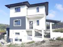 Vila de vanzare in Rediu