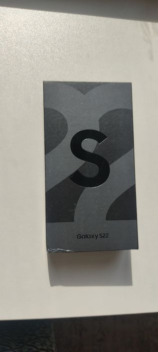 Продам свою Samsung galaxy s22 черный 256