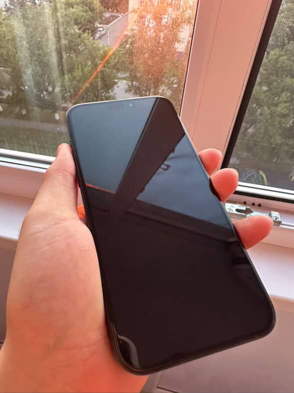Продам Айфон 15 pro max