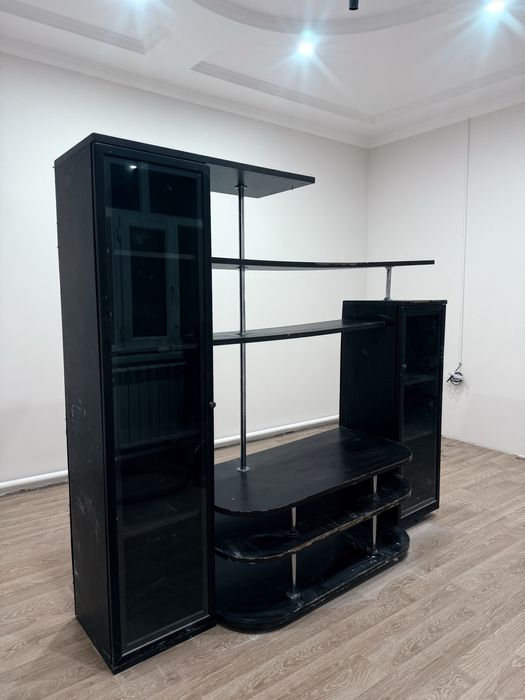 Шкаф для гостиной