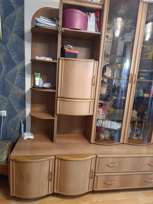 Продается горка для гостиной