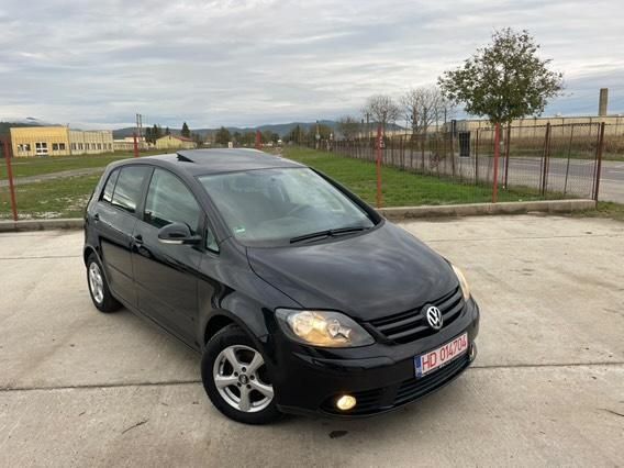 VW Golf 5 plus modelul TOUR 1.9 TDI Carte service Import Ger