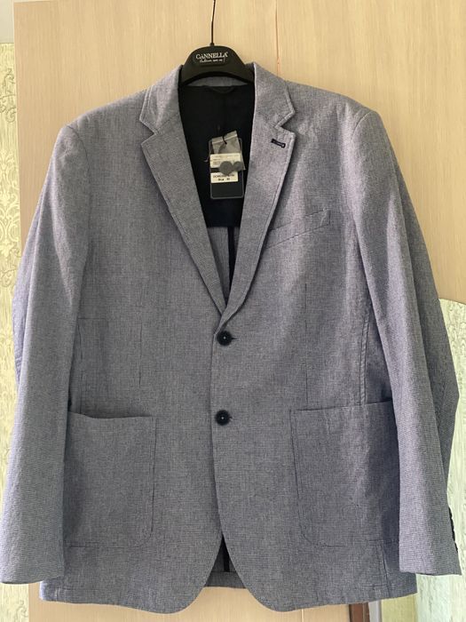 Мужской костюм новый